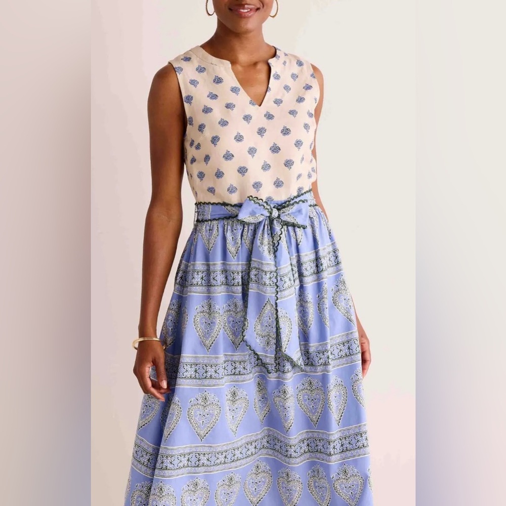 Voy Boutique Sleeveless Two-Tone Midi Dress with Tie Waist Size M